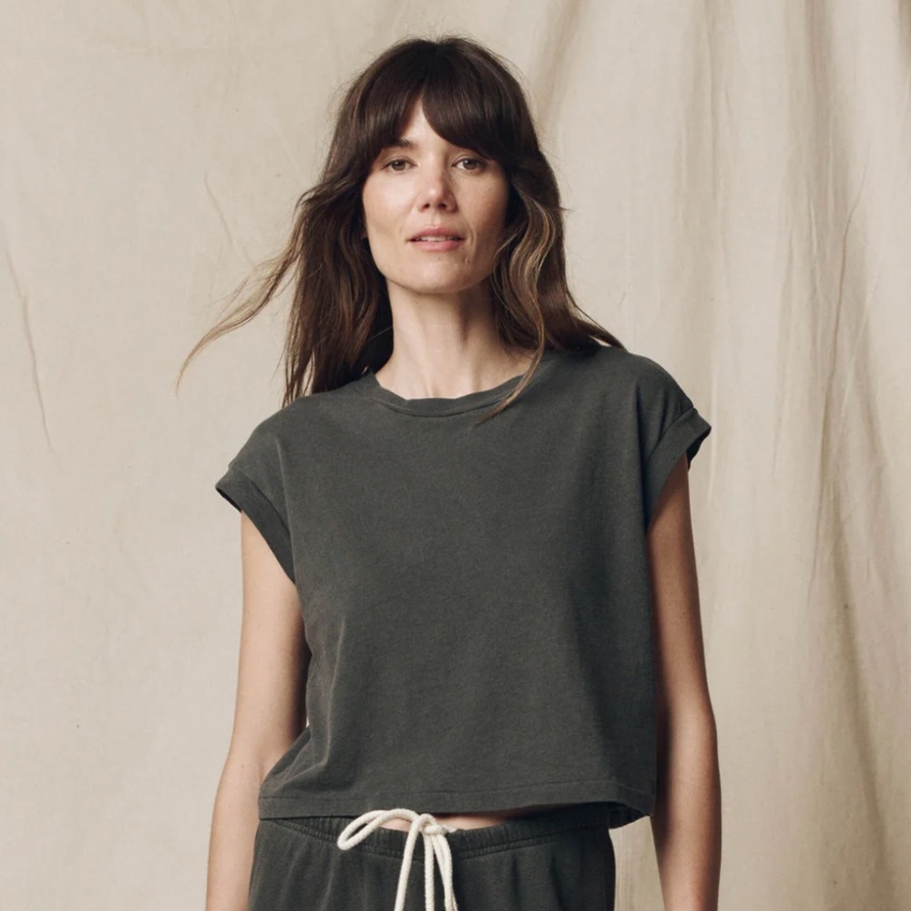THE GREAT. Square Tee in Washed Black